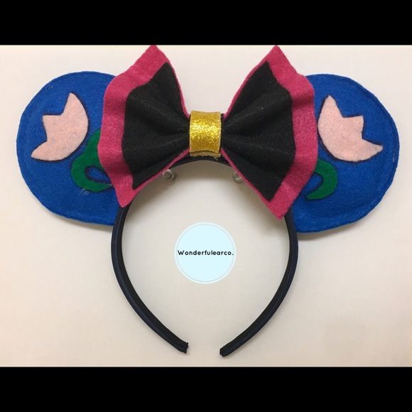 Handmade Anna from Frozen Mickey ears - Picture 1 of 2